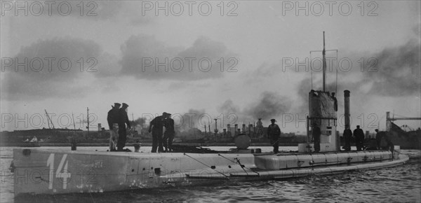 Submarine "U-14", 17 Nov 1914 (date created and published later). Creator: Bain News Service.