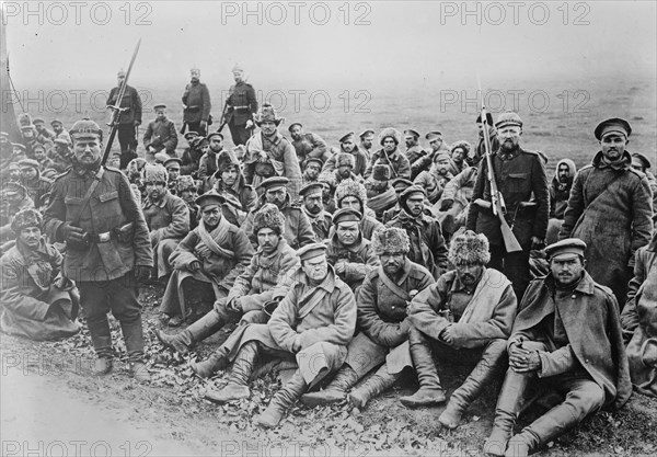 Russian prisoners, Russians, Tartars, Kirgises [i.e., Kyrgyz] etc., between 1914 and c1915. Creator: Bain News Service.