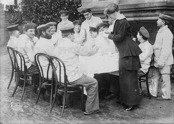 Princess Marie of Stolberg Werningen and wounded at her Chateau, between 1914 and c1915. Creator: Bain News Service.