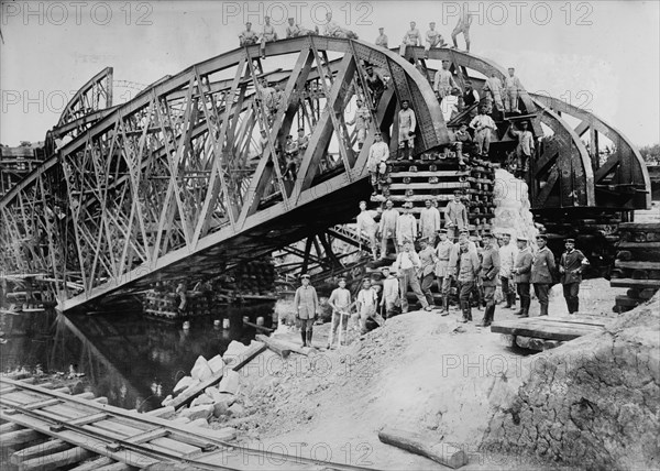 Germans rebuild bridge at Lemberg, between 1914 and c1915. Creator: Bain News Service.