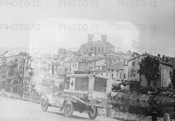 American Ambulance field service, Verdun, between c1915 and 1918. Creator: Bain News Service.