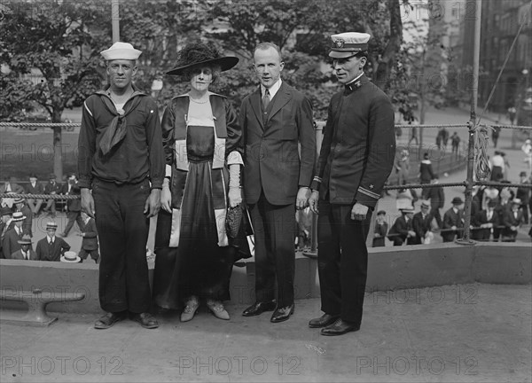Mrs. O. Harriman, Blaine Ewing, Lieut. McKinney, 1917. Creator: Bain News Service.