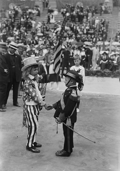 At stadium reception to Italians, 23 Jun 1917. Creator: Bain News Service.