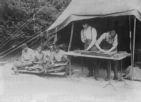 British training, tailor shop, 17 Aug 1917. Creator: Bain News Service.