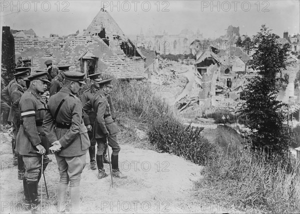 King Geo. views Peronne, 13 Jul 1917. Creator: Bain News Service.