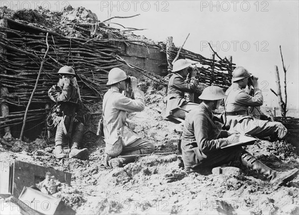 British & French artillery observers, between 1915 and 1918. Creator: Bain News Service.