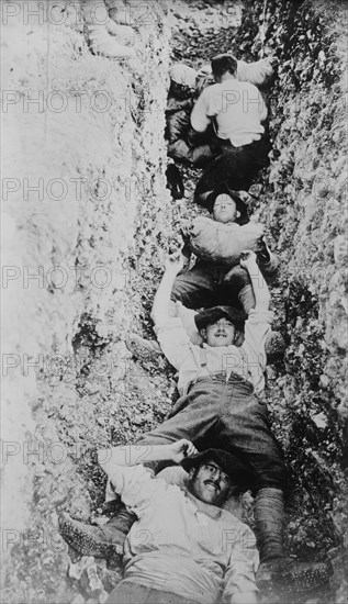 Moving dirt in trench (France), between c1915 and 1918. Creator: Bain News Service.