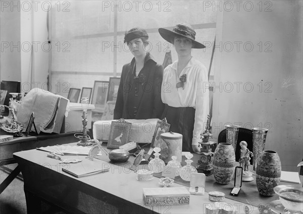 Marg. Andrews -- Catherine Porter, between c1910 and c1915. Creator: Bain News Service.