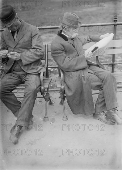 In Union Sq., between c1910 and c1915. Creator: Bain News Service.