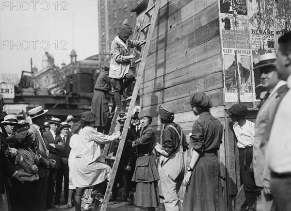 Theater, Times Sq. being painted, 20 Aug 1918. Creator: Bain News Service.