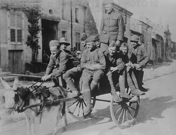 Our boys in France, 1917 or 1918. Creator: Bain News Service.