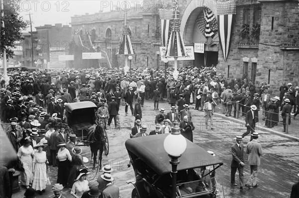 Crowd in front of Convention Hall, Baltimore, Maryland, 1912. Creator: Bain News Service.