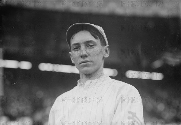 Dick Hennessy, New York Giants batboy and mascot, at the Polo Grounds, New York (baseball), 1913. Creator: Bain News Service.