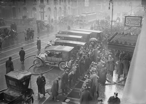 Subway fire, 1/6/15, 1915. Creator: Bain News Service.