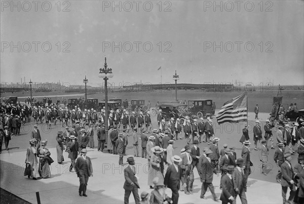 Blaine walking club, between c1910 and c1915. Creator: Bain News Service.