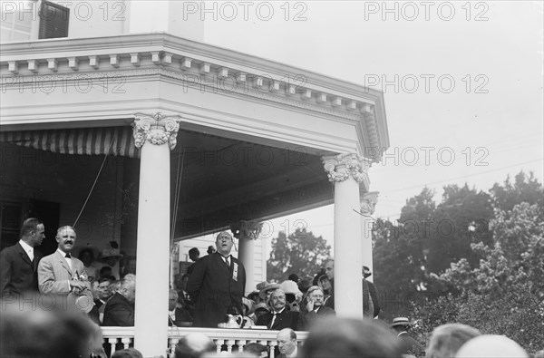 Ollie James speaking at Wilson's Notification, between c1910 and c1915. Creator: Bain News Service.