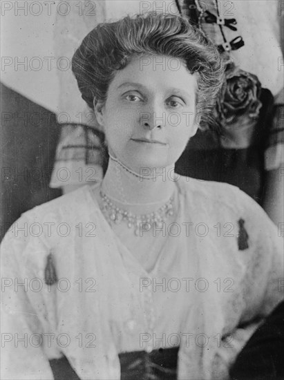 Mrs. C.E. Hughes, between c1915 and c1920. Creator: Bain News Service.