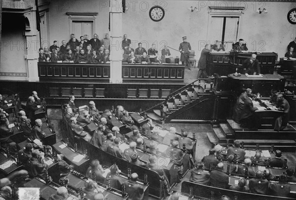 (Terauchi?) addressing Lower House, Japan, 1917. Creator: Bain News Service.