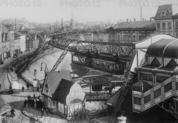 Elerfeld-Barmen Road, view of city, Germany, 1913. Creators: Bain News Service, George Graham Bain.