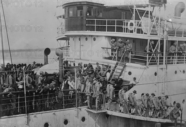 Troops arrive at Galveston, between c1910 and c1915. Creator: Bain News Service.