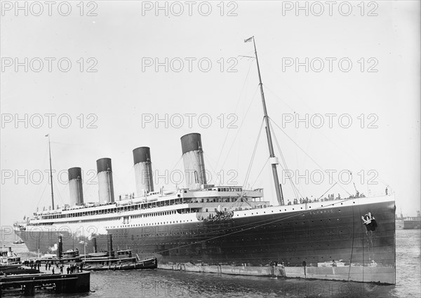 Arrival OLYMPIC, 1911. Creator: Bain News Service.