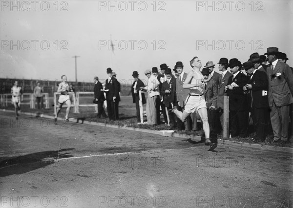 Mel Sheppard [sports], between c1910 and c1915. Creator: Bain News Service.