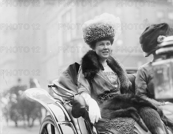 Mrs. W.G. Loew, between c1910 and c1915. Creator: Bain News Service.