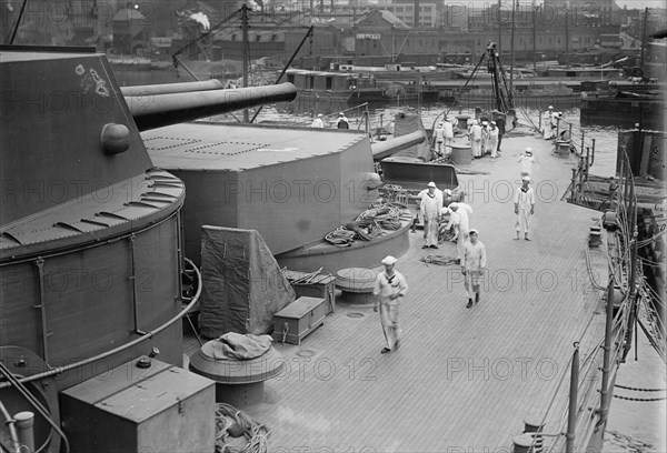 Turrets on UTAH [ship], 1911. Creator: Bain News Service.