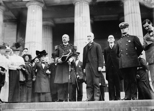 Adm. Ching Kwong and Mayor Gaynor, 1911. Creator: Bain News Service.