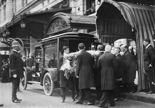 Gates Funeral N.Y., 1911. Creator: Bain News Service.