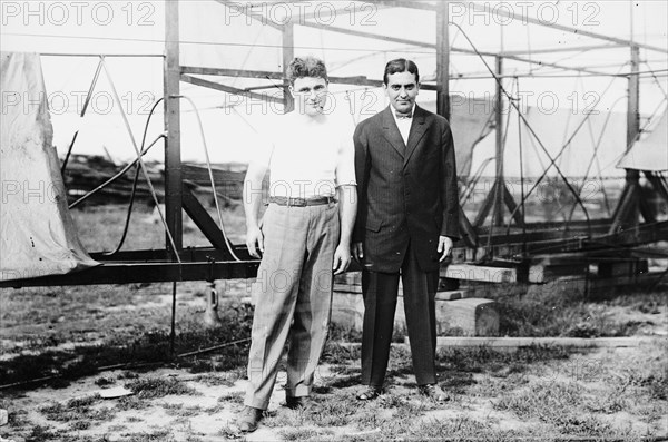 Meckler-Allen Aeroplane, between c1910 and c1915. Creator: Bain News Service.