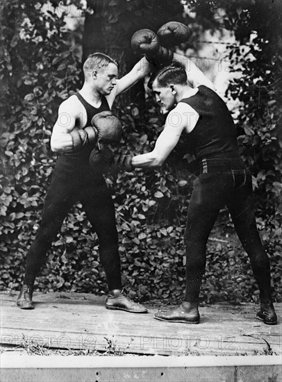Young Britt [and] Williams, between c1910 and c1915. Creator: Bain News Service.