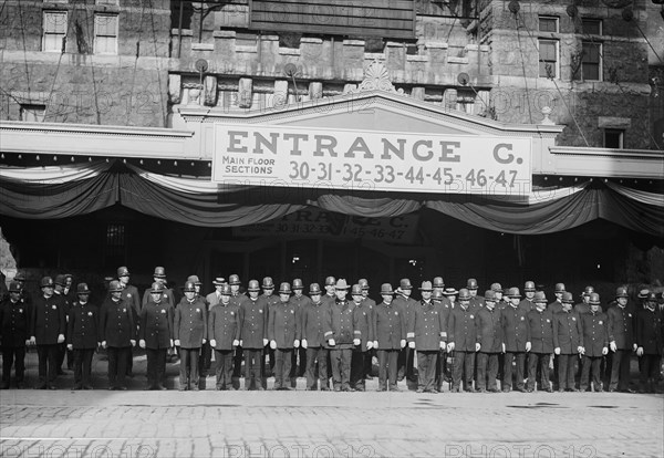 Chicago police at convention, 1912. Creator: Bain News Service.