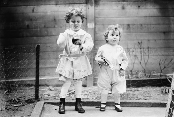 Louis & Lola ?--TITANIC survivors, 1912. Creator: Bain News Service.