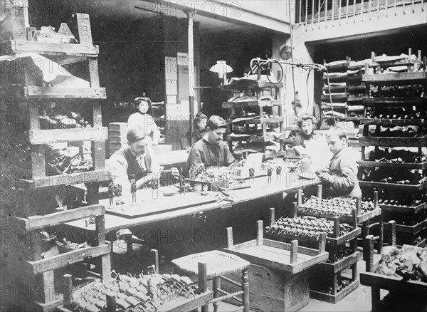 Making Xmas Toys, between c1910 and c1915. Creator: Bain News Service.