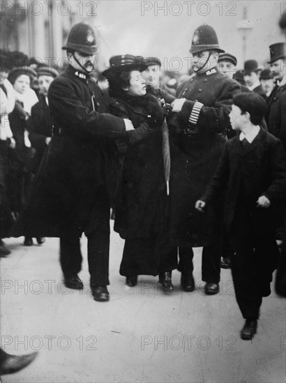 London - arrest of a suffragette, between c1910 and c1915. Creator: Bain News Service.