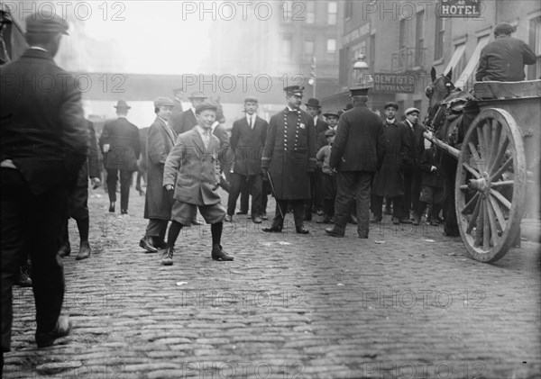 Garbage strike, 1911. Creator: Bain News Service.