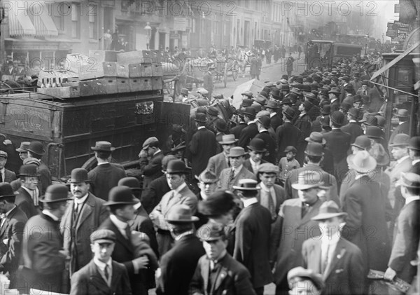 Garbage strike, crowd around carts, 1911. Creator: Bain News Service.