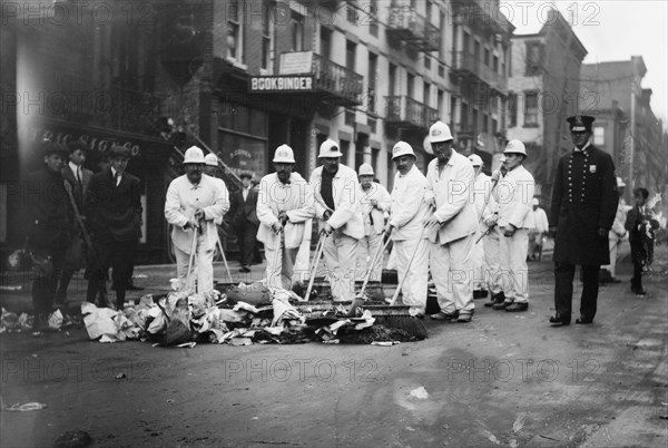 White Wings under police protection, 1911. Creator: Bain News Service.