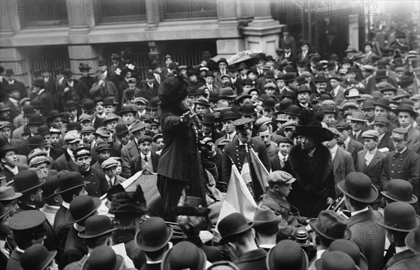 Mrs. H.S. Blatch in Wall St., between c1910 and c1915. Creator: Bain News Service.