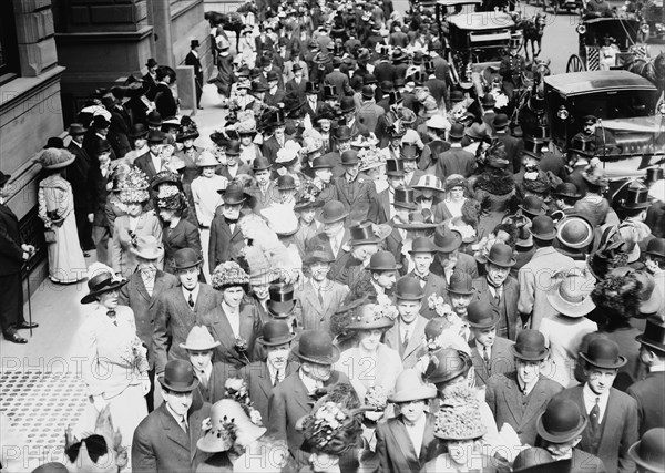 Easter - 5th Ave. 1912,  Creator: Bain News Service.