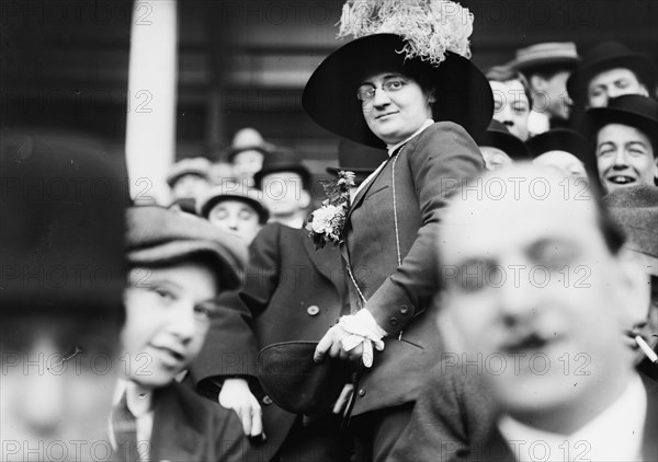 Chorus girl at TITANIC game, 1912. Creator: Bain News Service.