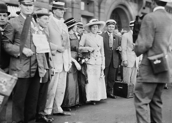 Okla[homa] Delegation, 1912. Creator: Bain News Service.