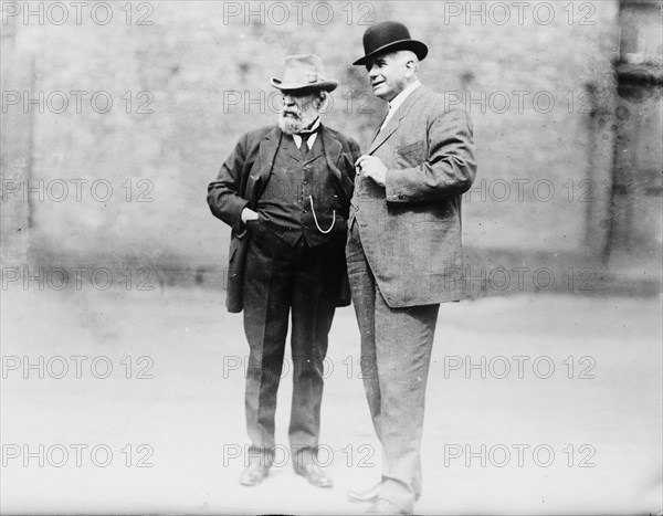 J.J. Hill & Carl Gray, between c1910 and c1915. Creator: Bain News Service.