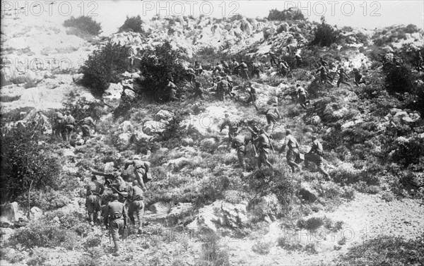 Montenegrins attacking Becic [i.e., Decic] Fort, between c1910 and c1915. Creator: Bain News Service.