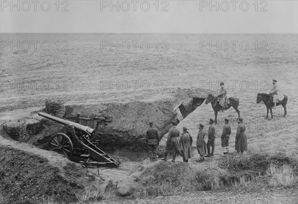 Bulgar Big Siege Gun, between c1910 and c1915. Creator: Bain News Service.