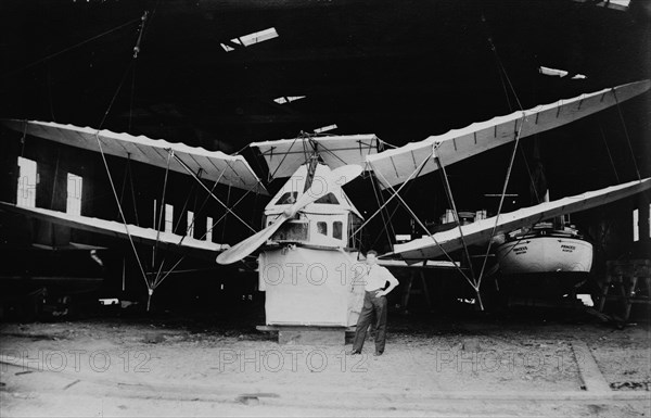 Harriman Hydroaeroplane, between c1910 and c1915. Creator: Bain News Service.