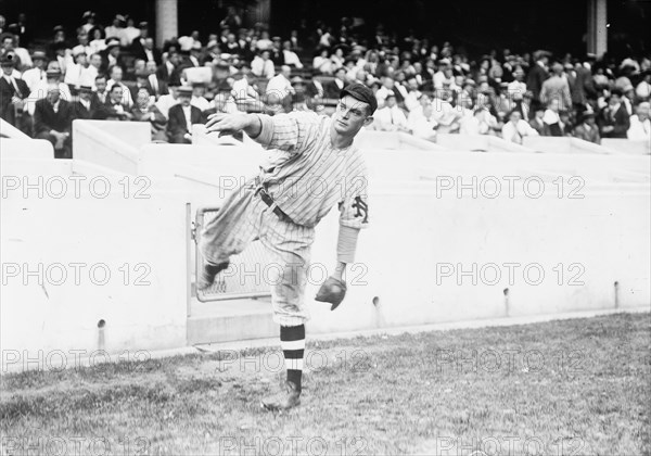 Charles M. "Jeff" Tesreau, New York NL (baseball), 1912. Creator: Bain News Service.