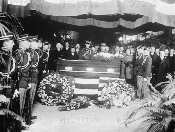 Vice Pres't. Sherman lying in state, 1912. Creator: Bain News Service.