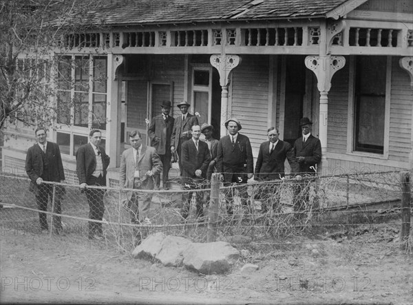 Flynn's Camp Las Vegas N.M. - 1. Al Williams, 2. A.H. Balke, 3. Jim Flynn, 4. C...., 1911 or 1912. Creator: Bain News Service.